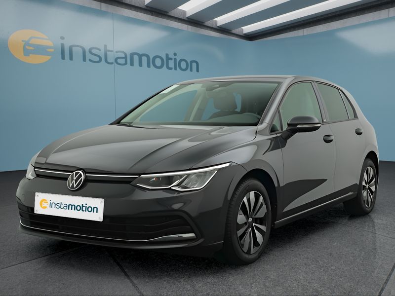 Volkswagen Golf 8 1.0