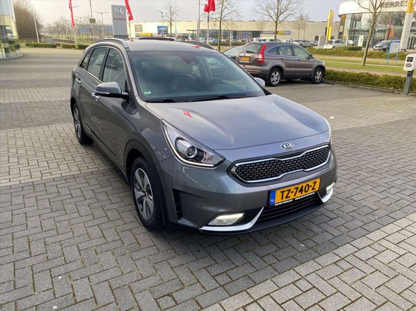 Kia Niro Hybrid 1.6 GDI 104 kW image number 3