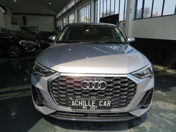 Audi Q3 35 TDI S tronic Business 110 kW image number 2