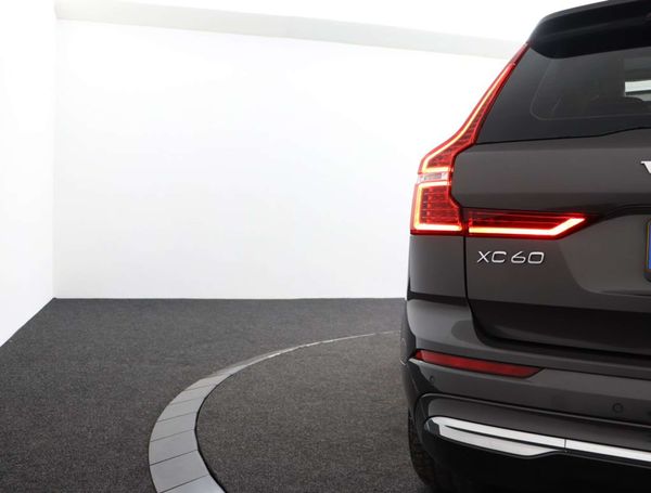 Volvo XC60 AWD T6 335 kW image number 36