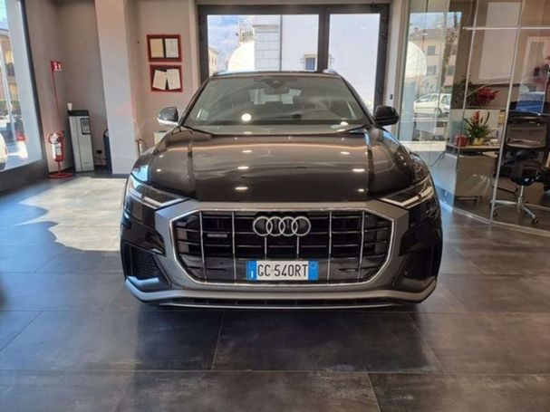 Audi Q8 50 TDI quattro Tiptronic S-line Sport 210 kW image number 3