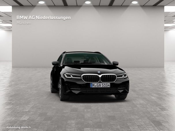 BMW 520d Touring 140 kW image number 17