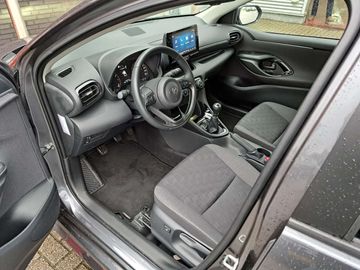 Car image 6