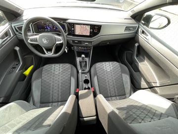 Car image 37