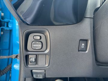Car image 29