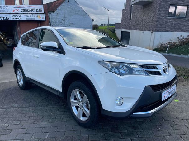 Toyota RAV 4 2.0 D 4D Style 91 kW image number 2