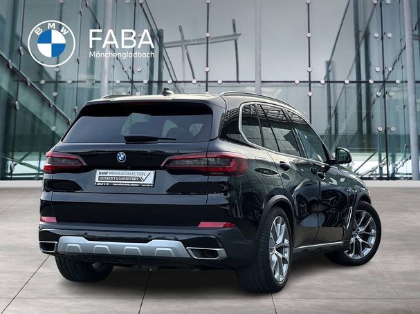 BMW X5 45e xDrive 290 kW image number 3