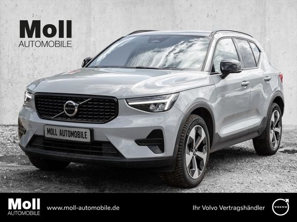 Volvo XC40 B3 Plus Dark 120 kW image number 1