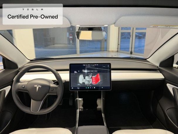 Tesla Model 3 Long Range AWD 258 kW image number 15