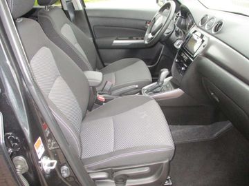 Car image 15