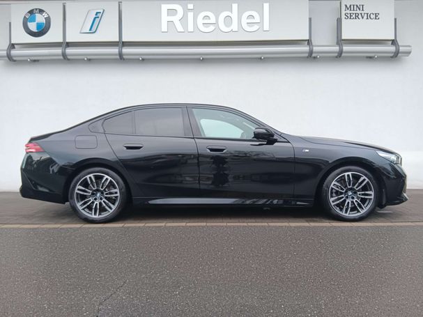 BMW 520i M Sportpaket 153 kW image number 2