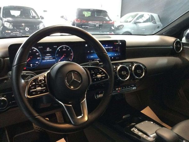 Mercedes-Benz A 180 d 85 kW image number 11