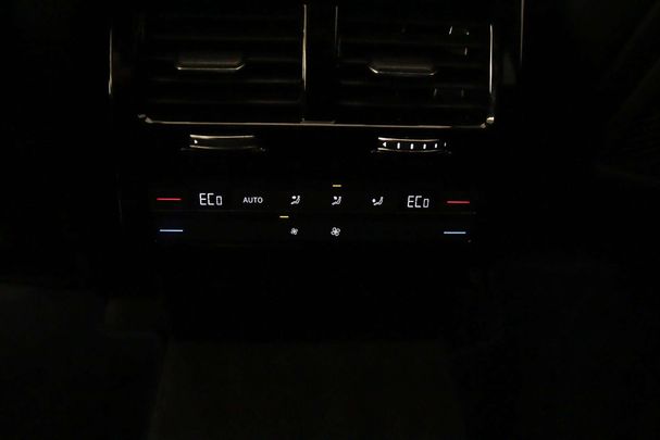 Volkswagen Touareg R 3.0 TSI eHybrid 4Motion 340 kW image number 49