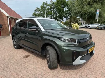 Car image 37