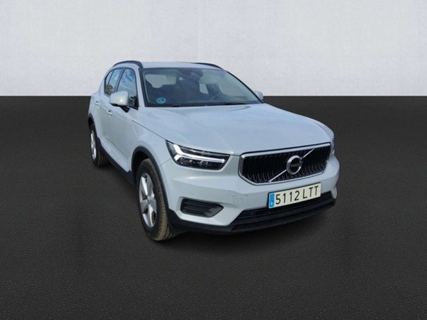 Volvo XC40 T2 Momentum 95 kW image number 2