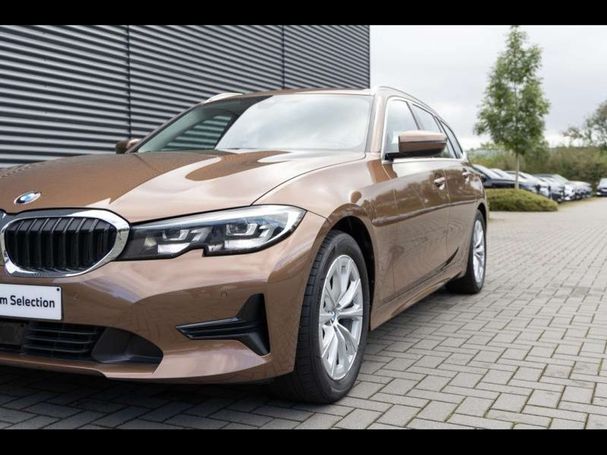 BMW 320i Touring 135 kW image number 11