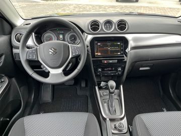 Car image 10