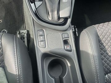 Car image 32