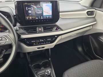 Car image 13