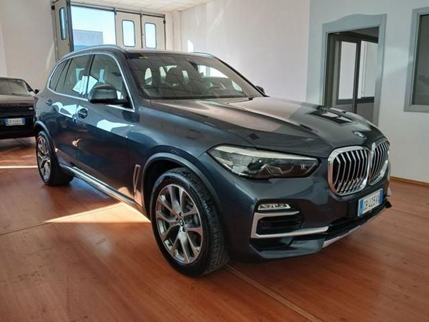 BMW X5 xDrive30d 210 kW image number 2