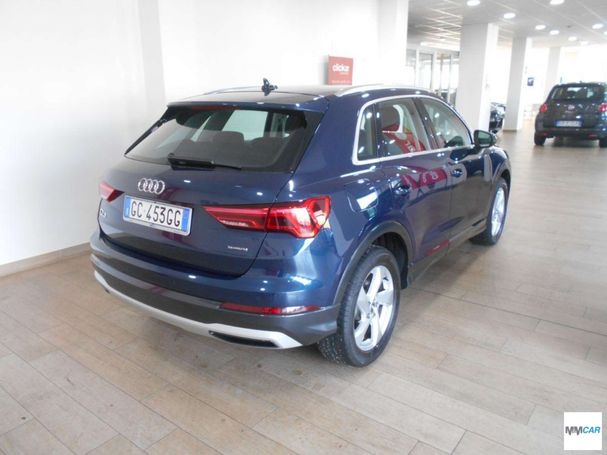 Audi Q3 40 TDI quattro Business 140 kW image number 3