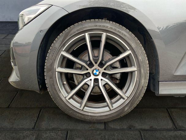 BMW 320d Touring xDrive Sport Line 140 kW image number 12