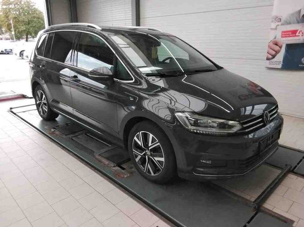 Volkswagen Touran 2.0 TDI DSG Highline 110 kW image number 2