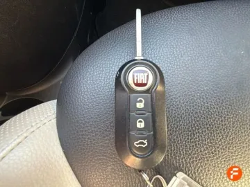 Car image 26
