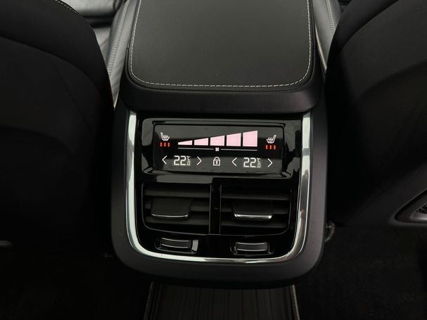 Volvo XC90 AWD 173 kW image number 24