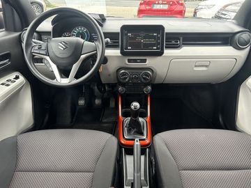 Car image 10