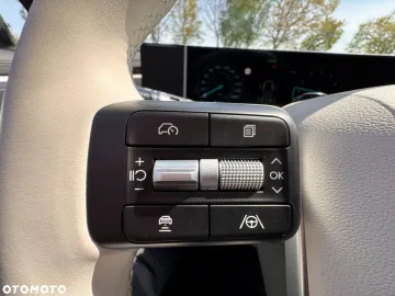 Car image 34
