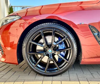 Car image 28
