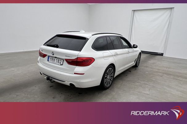 BMW 520d Touring xDrive Sport Line 140 kW image number 9