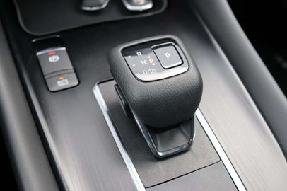 Car image 36