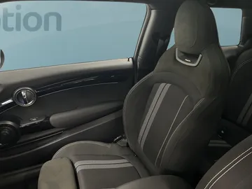 Car image 39