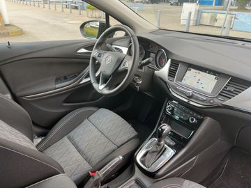 Car image 10