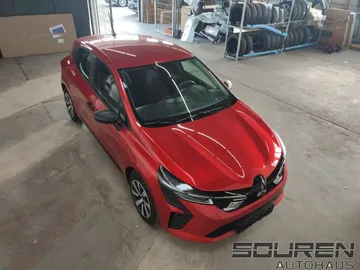 Car image 18