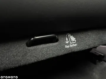 Car image 39