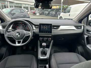 Car image 12