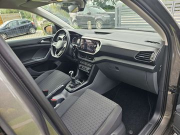 Car image 24