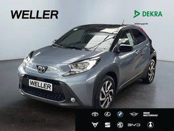 Car image 1