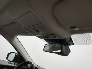 Car image 33