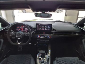 Car image 33