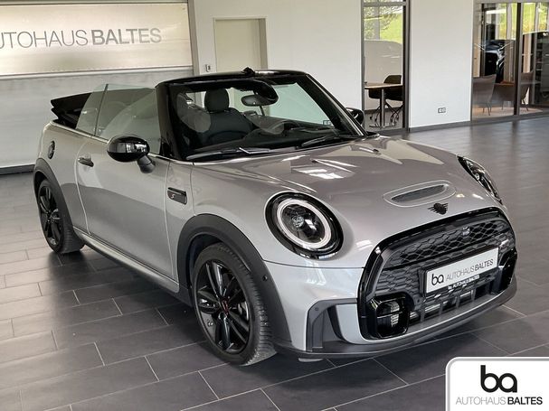 Mini Cooper S Cabrio JCW Trim 131 kW image number 2