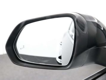 Car image 36