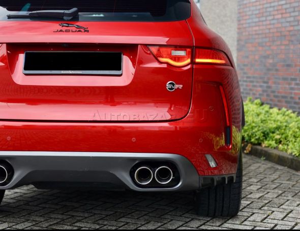 Jaguar F-Pace AWD SVR 405 kW image number 12