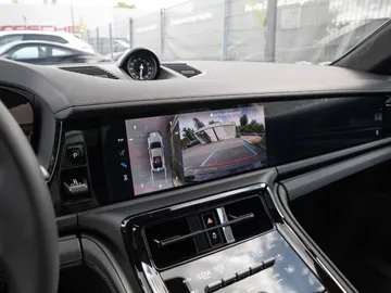 Car image 36