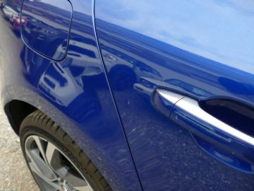 Car image 33