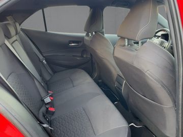 Car image 15