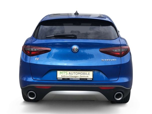 Alfa Romeo Stelvio 2.2 Q4 Super 132 kW image number 6